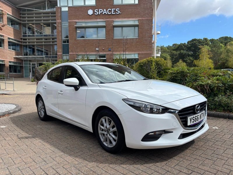 2016 Mazda 3 2.0 SKYACTIV-G SE Nav Hatchback 5dr Petrol Manual Euro 6 s/s 121 ps