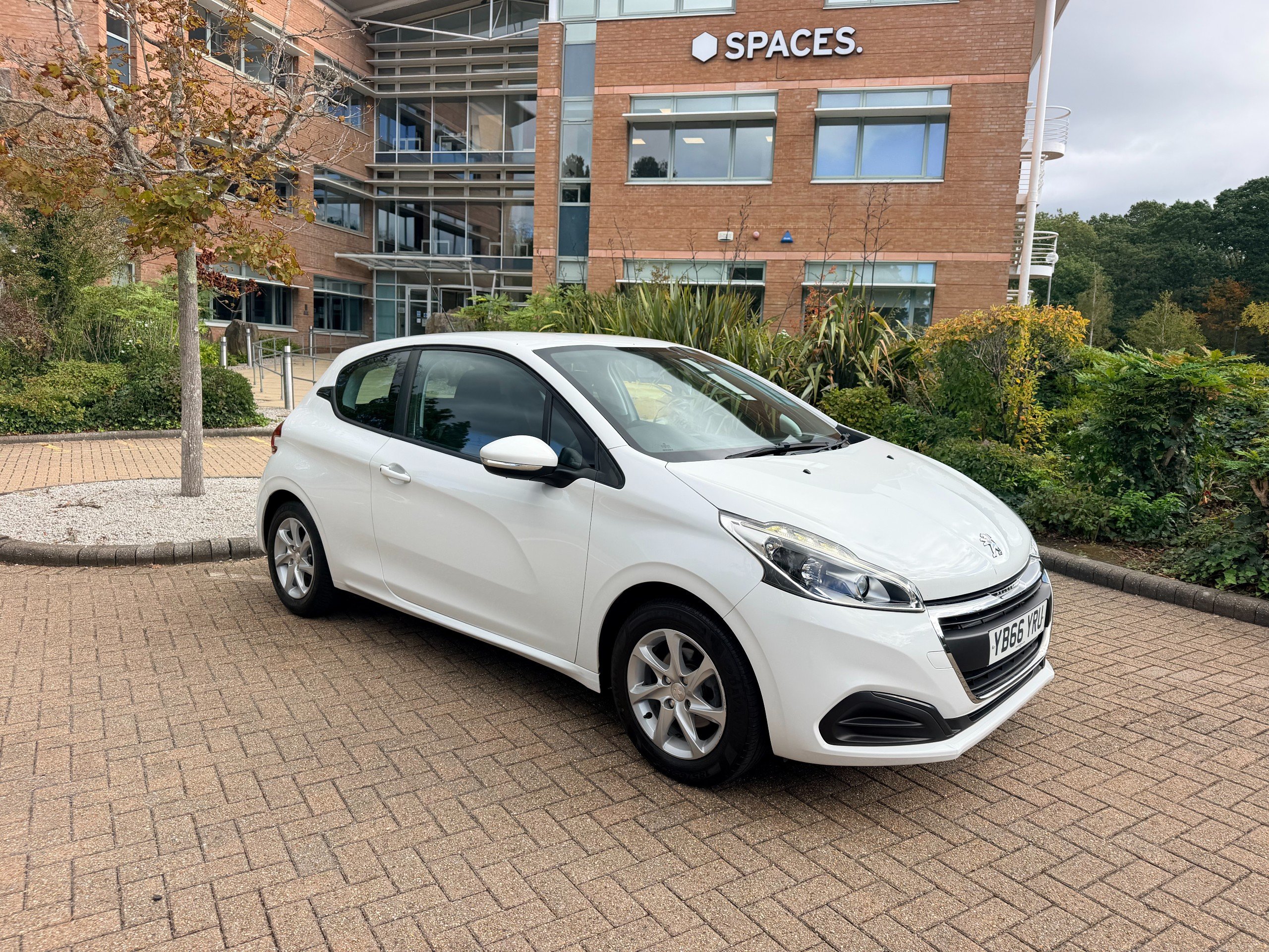 2016 Peugeot 208