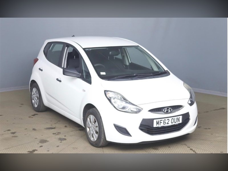 2012 IX20 1.4 CRDI CLASSIC HATCHBACK 5DR DIESEL MANUAL EURO 5 S S 89... photo