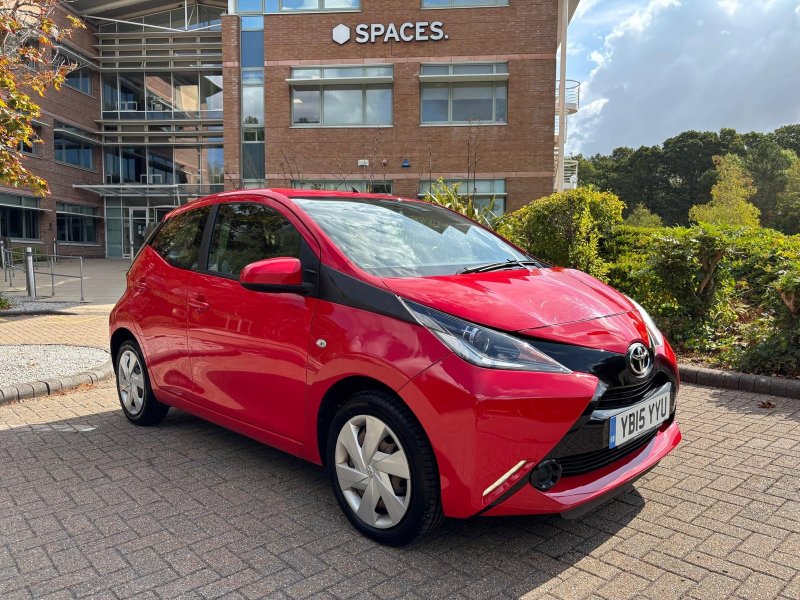 2015 Toyota Aygo 1.0 VVT-i x-play Hatchback 5dr Petrol Manual Euro 5 Euro 5 68 ps